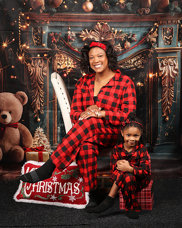 2024_Christmas_Charcy-4
