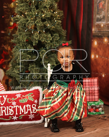 2024_Christmas_Corrine-14