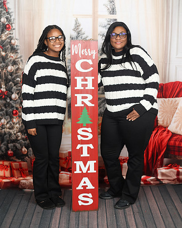 2024_Christmas_Kimberly-12
