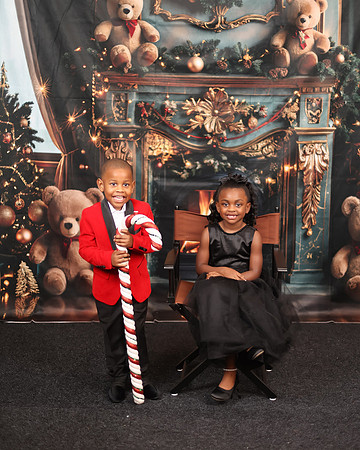 2024_Christmas_Sutton Family-30