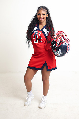2025_SeniorRep_Jasmine_Cheer-23
