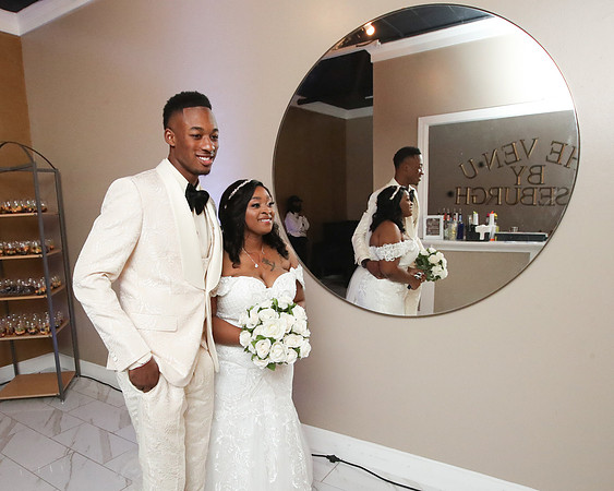 Brooks_Wed-178