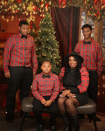 2024_Christmas_LatashaMc-1