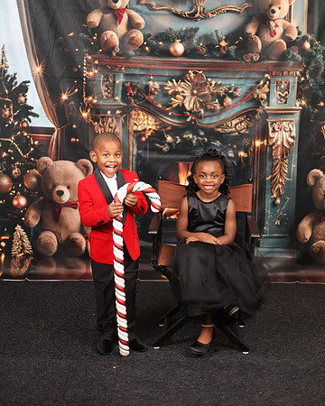 2024_Christmas_Sutton Family-29