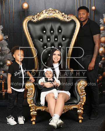 2024_Christmas_Dorothy-4
