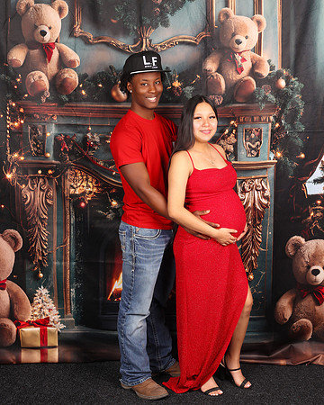 2024_Christmas_Maternity_Emily-27