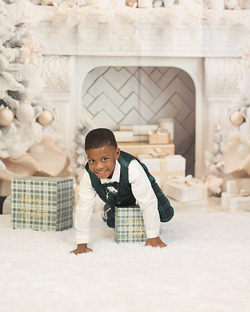 2024_Christmas_Elexis-29