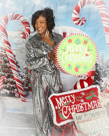 2024_Christmas_Charcy-25