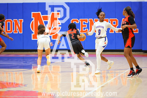 2024_Bball_Girls_YazooCityvsMadisonCen-2