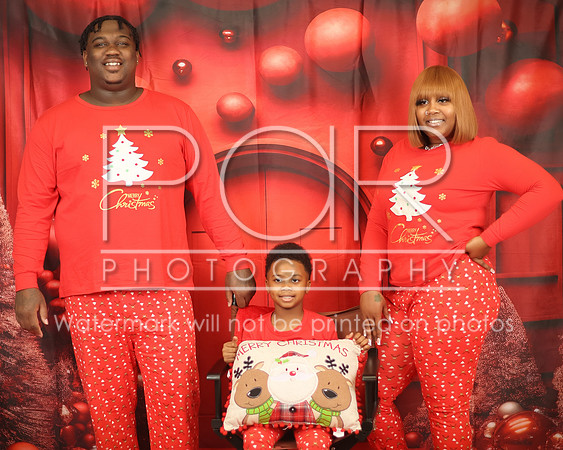 2024_Christmas_Martina-1