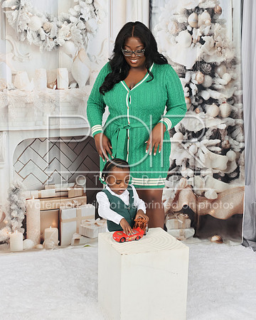 2024_Christmas_Jada Varnell-13