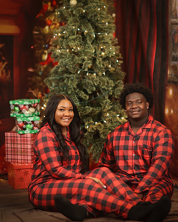 2024_Christmas_Makenzie Burns-20