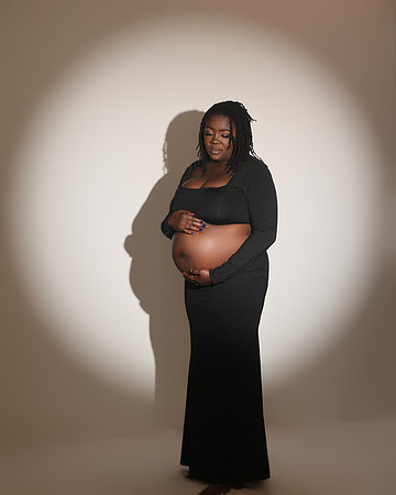 2025_Maternity_Katherine-3