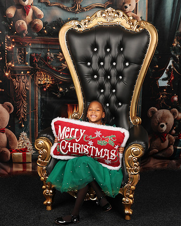 2024_Christmas_Sarah-30