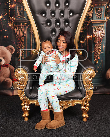 2024_Christmas_Aundriana-12