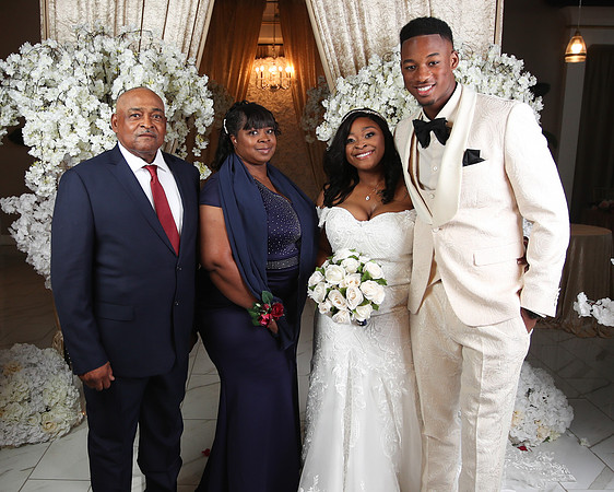 Brooks_Wed-234