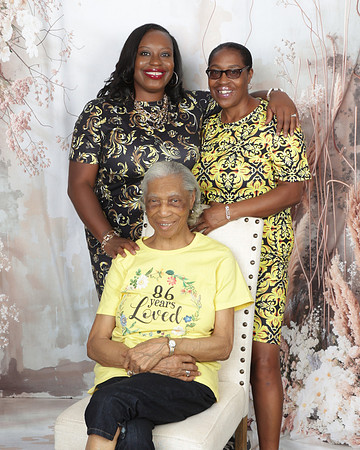 2024_Romanda_Family-4