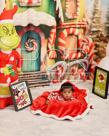 2024_Christmas_Asia Taylor-4