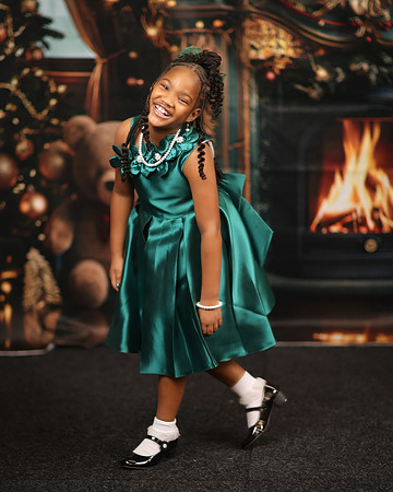 2024_Christmas_Twins-29