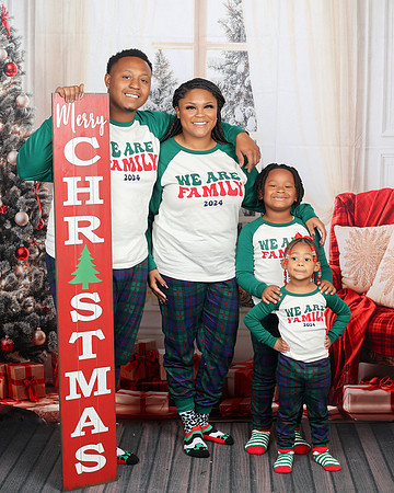2024_Christmas_Keondra Mack-20