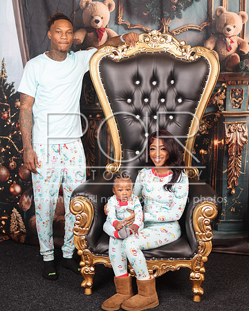 2024_Christmas_Aundriana-6