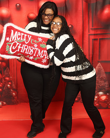 2024_Christmas_Kimberly-6
