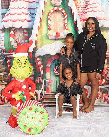 2024_Christmas_Khalil-21
