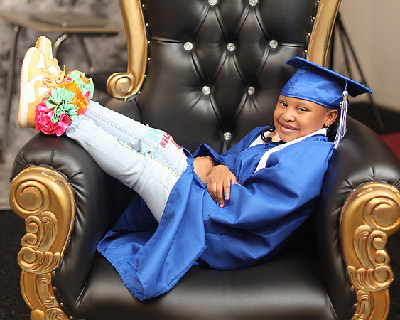 2025_Grad_Raegan-41