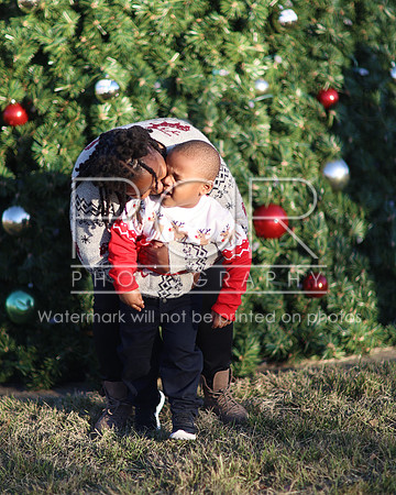 2024_Christmas_Shanita-18