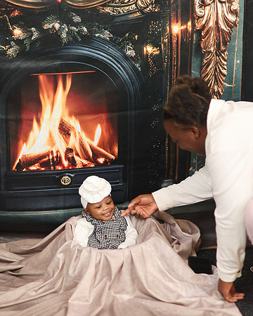 2024_Christmas_Yanell-5