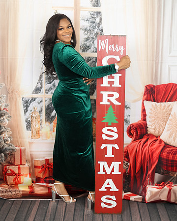 2024_Christmas_Elexis-73