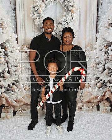 2024_Christmas_Dorothy-31