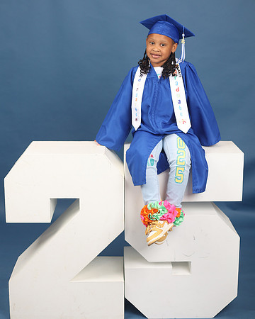2025_Grad_Raegan-51