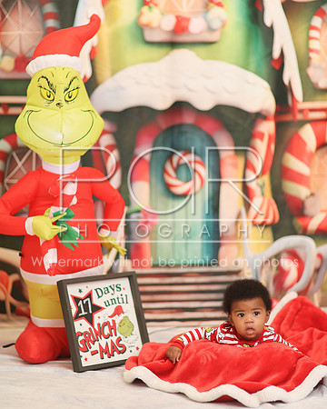2024_Christmas_Asia Taylor-2