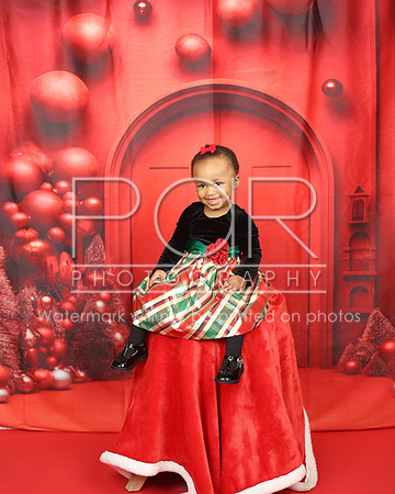 2024_Christmas_Corrine-21