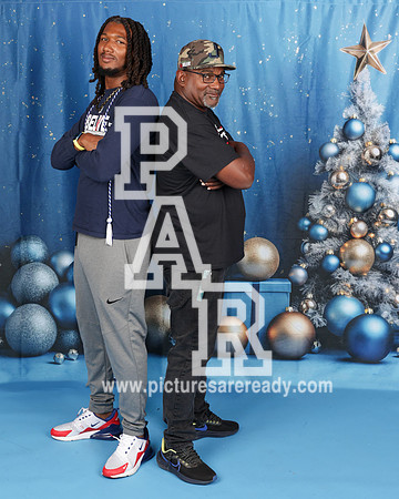 2023_Christmas_RussellFam-9