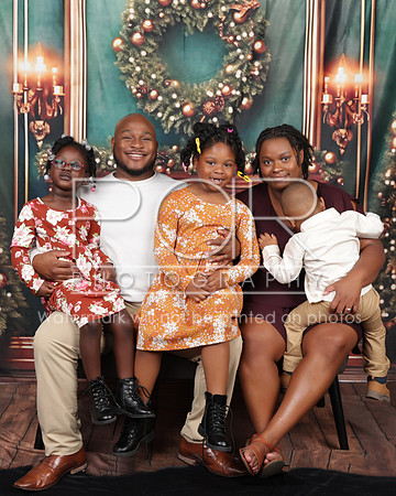 2023_Christmas_Shanita Jones-5