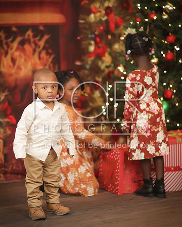 2023_Christmas_Shanita Jones-15