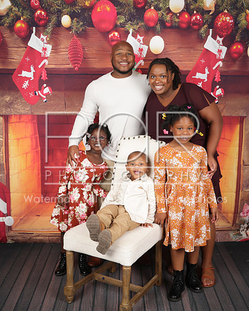 2023_Christmas_Shanita Jones-24