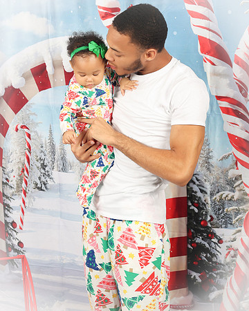 2024_Christmas_Sarah-27