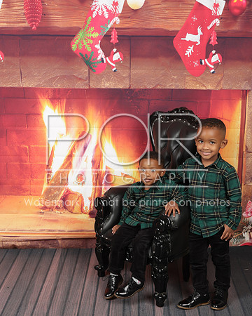 2023_Christmas_Janika Leak-9