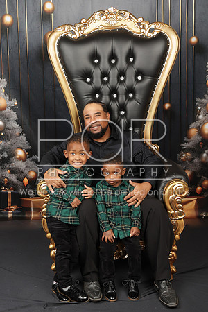 2023_Christmas_Janika Leak-16