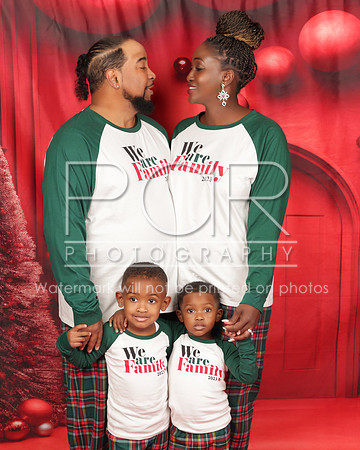 2023_Christmas_Janika Leak-39