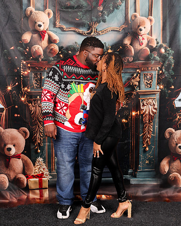 2024_Christmas_Evelyn-12