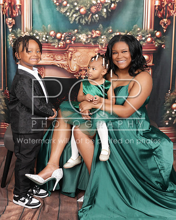 2023_Christmas_Keondra-7
