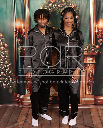 2023_Christmas_Jaybriale-1