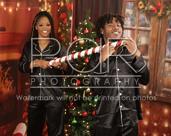 2023_Christmas_Jaybriale-25