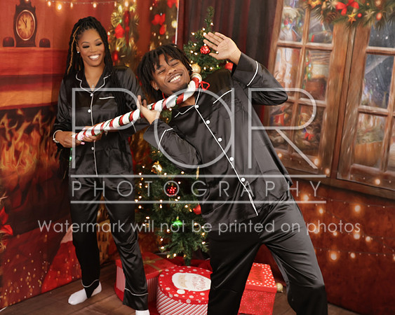 2023_Christmas_Jaybriale-26
