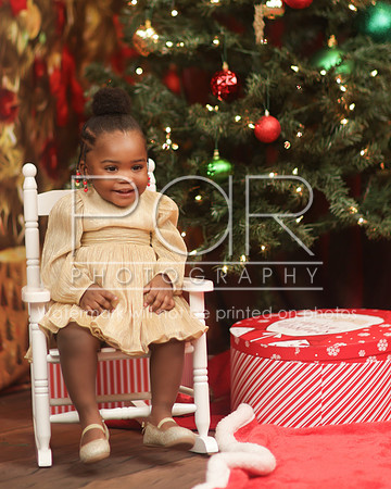 2023_Christmas_Christasia Carey-16