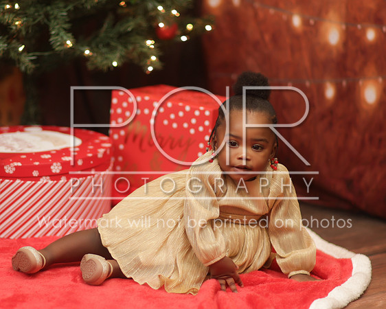 2023_Christmas_Christasia Carey-19